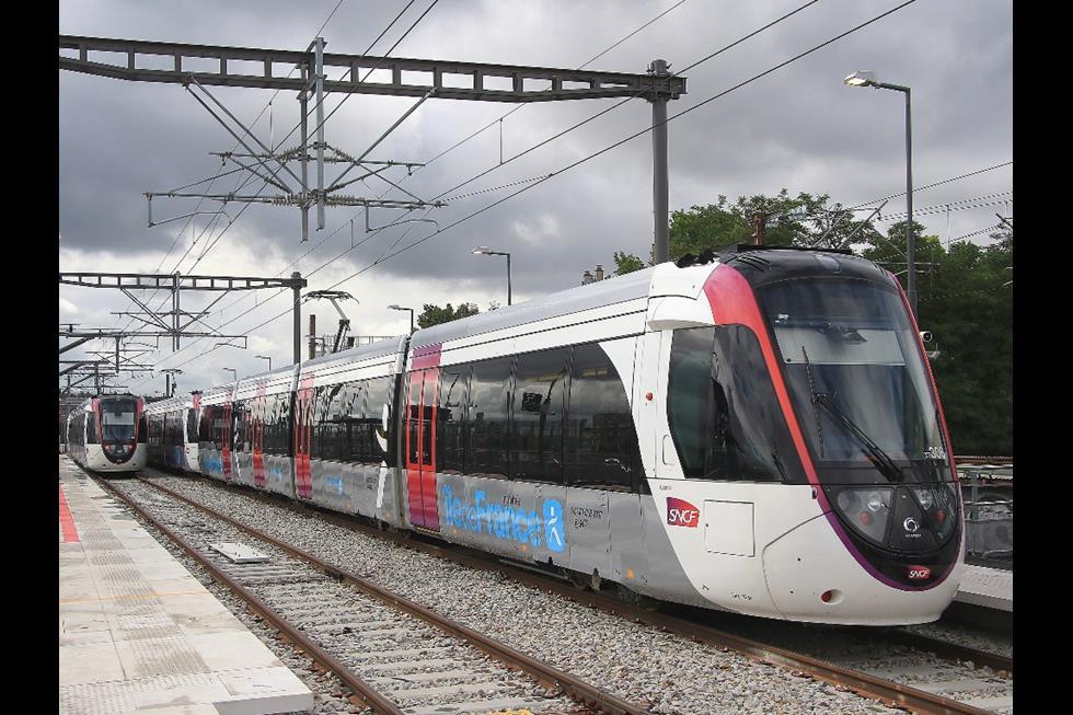 T11 Express opens in Paris News Railway Gazette International